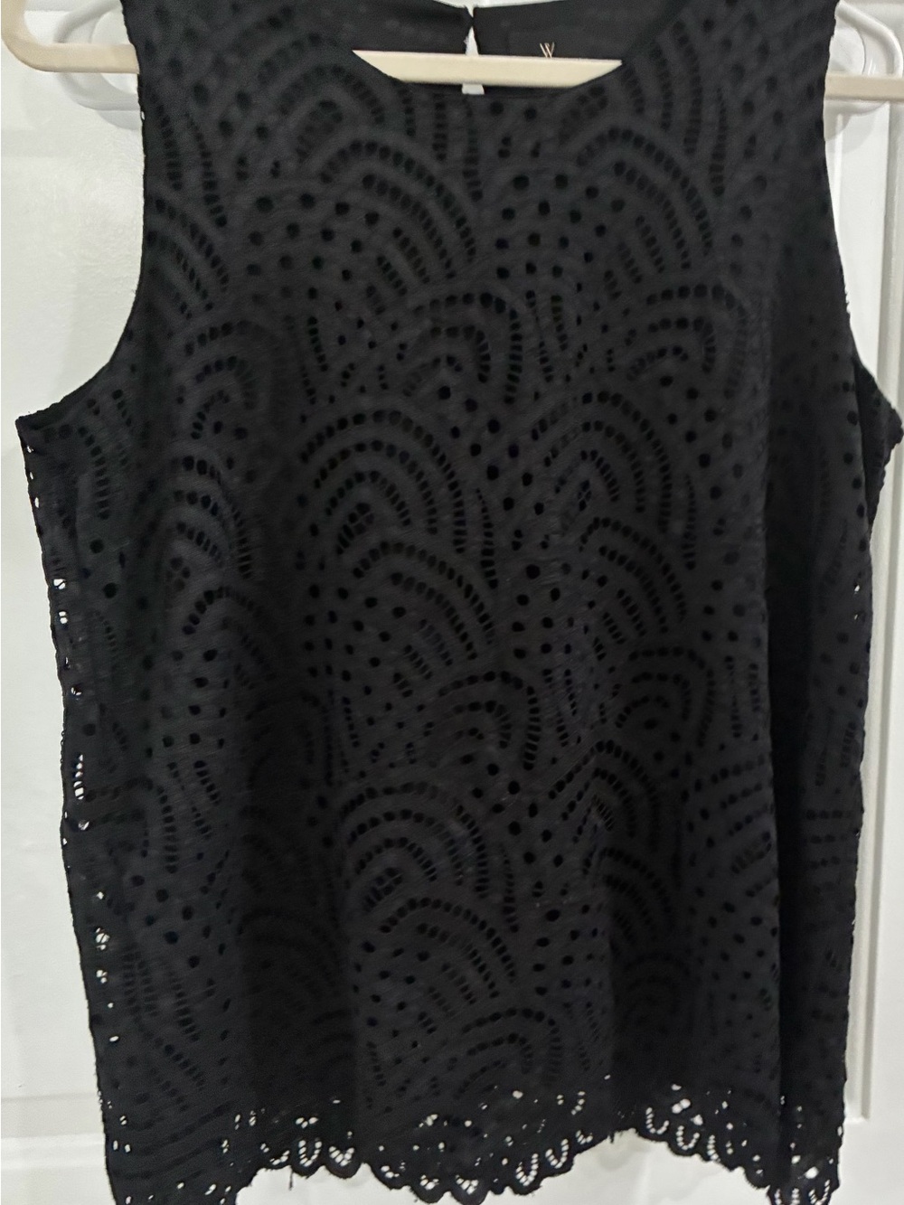 Worthington Black Sleeveless Eyelet Top